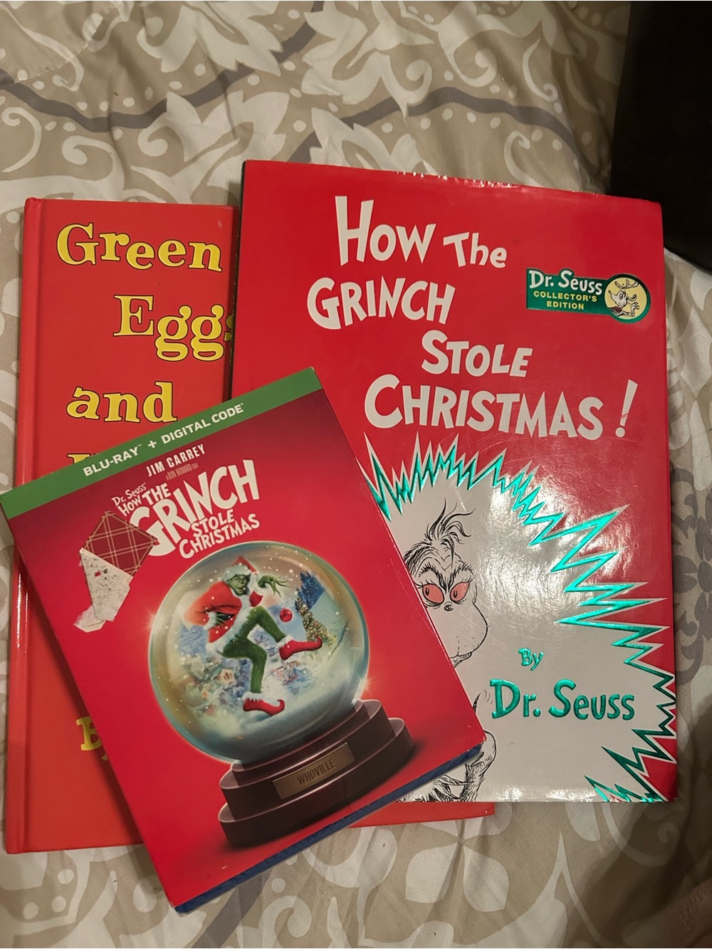 Dr Seuss bundle books and bluray movie